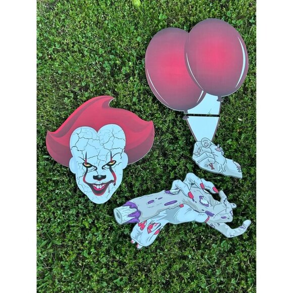 Halloween Yard Decor, Pennywise, Horror, Zombie - Picture 1 of 4